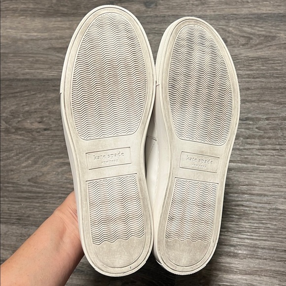 Kate Spade Azores perforated leather slip on shoes, white, size 8.5 - Picture 7 of 16